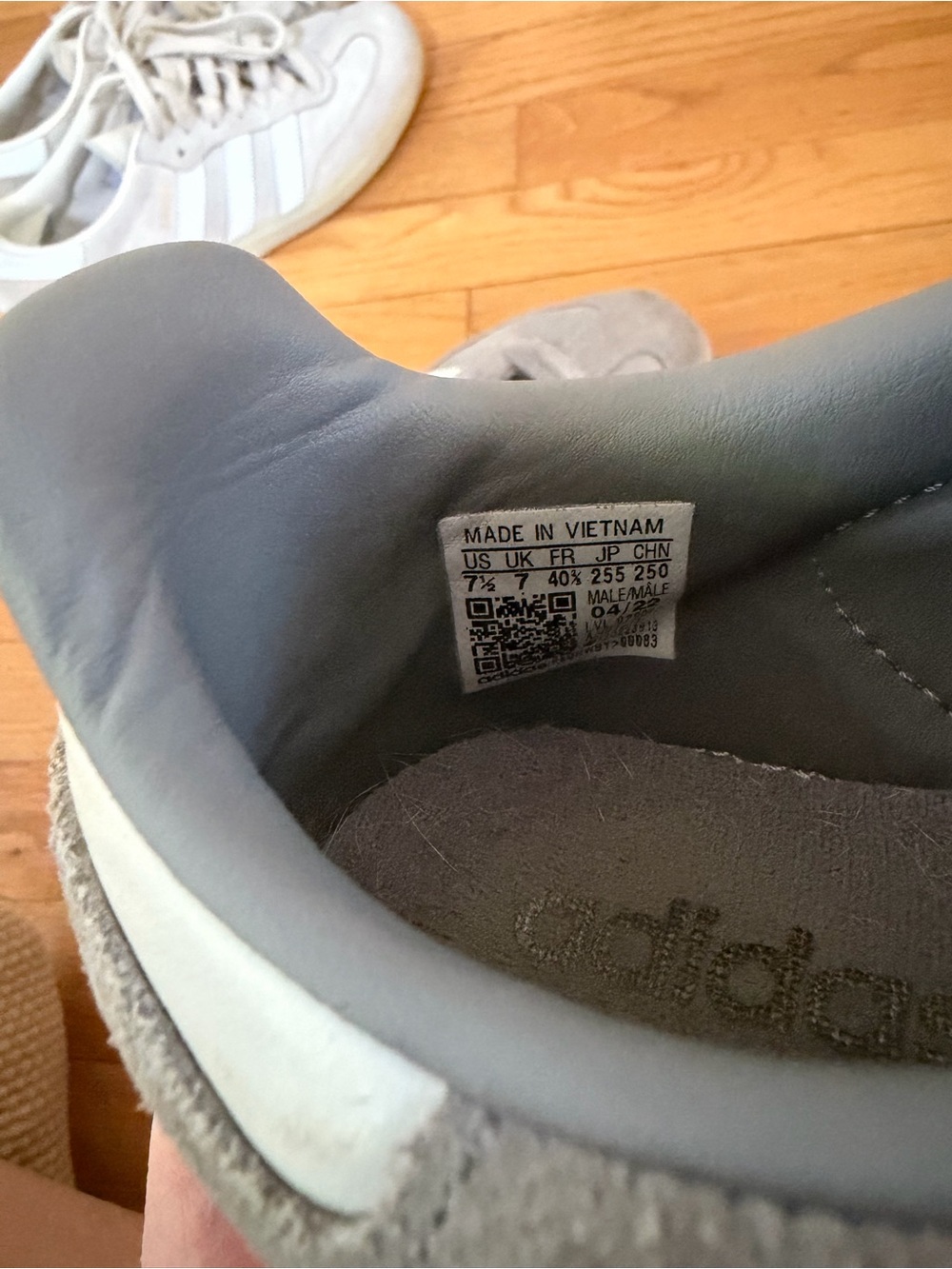 Gray Sambas - Picture 3 of 3